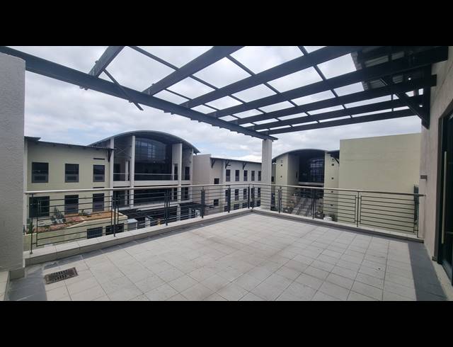 222M² OFFICE TO LET IN CENTURY CITY